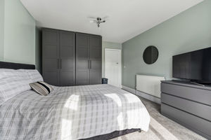 Photo 33- click for photo gallery